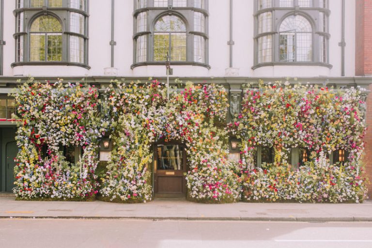 Chelsea Flower Week Floral Installations 2019 Early Hours London